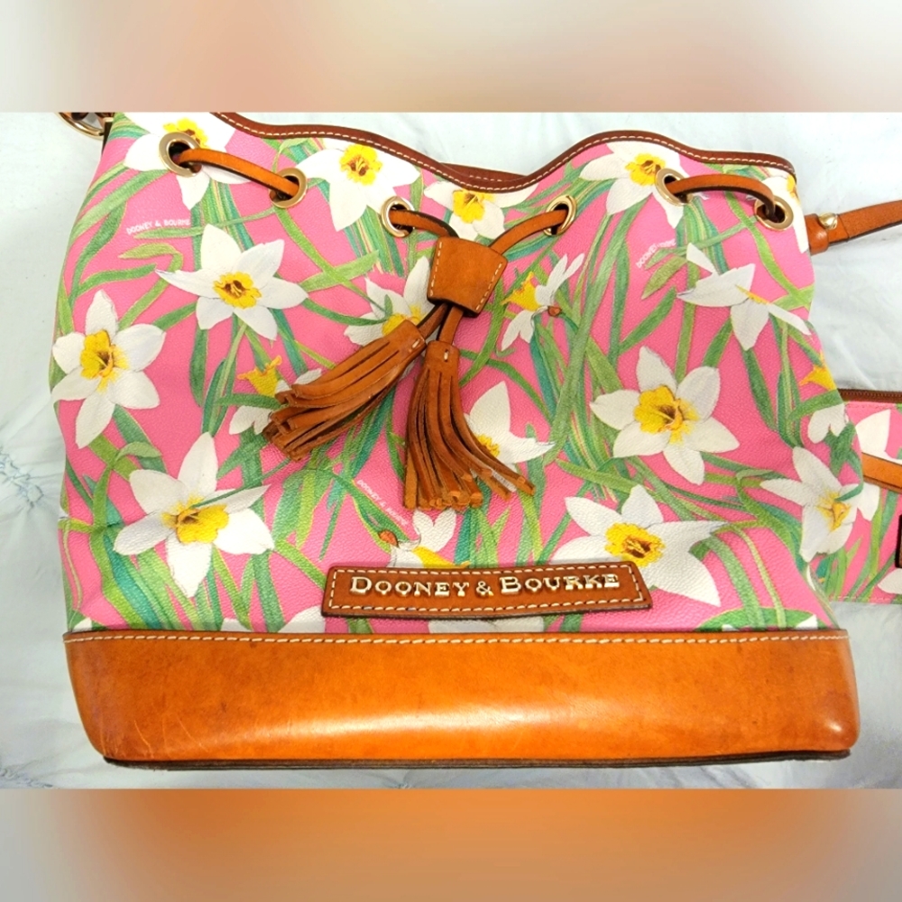 Authentic Dooney & Bourke Pink  Daffodil Botanical Collection Bag & Wristlet